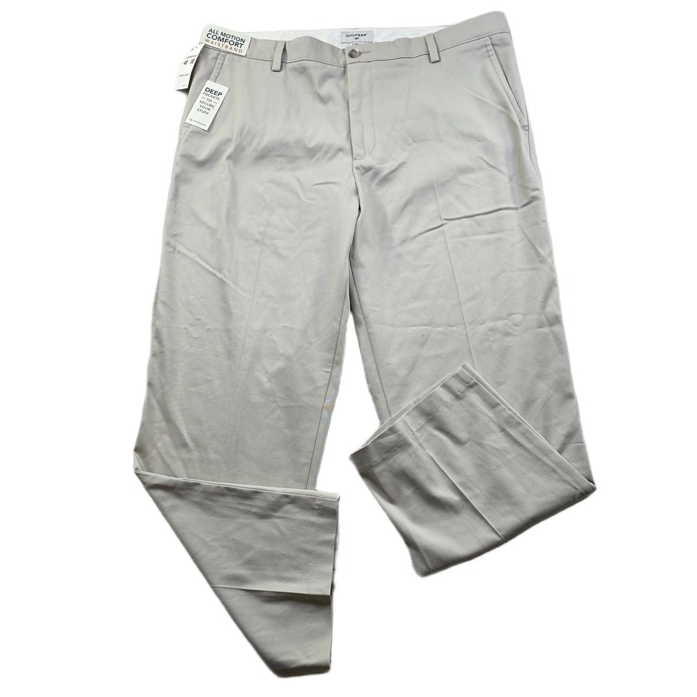 Dockers Easy Khaki Pants Mens 40x30 Beige Stretch Classic Fit Motion Comfort NEW